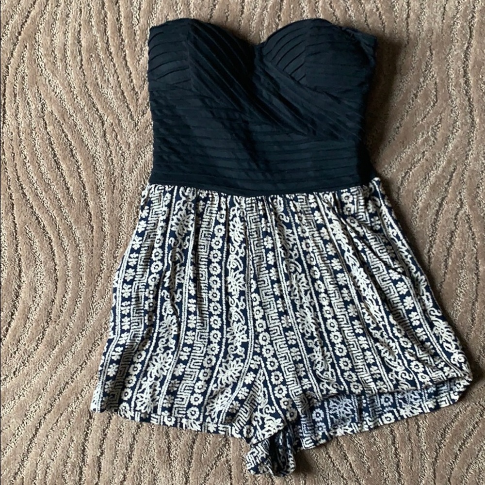 Casting black & beige, strapless romper, Large.